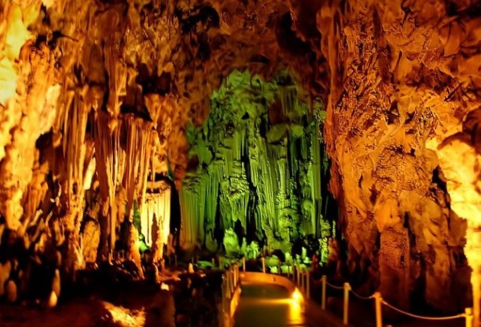 caves-in-greece-6-e1551356795771