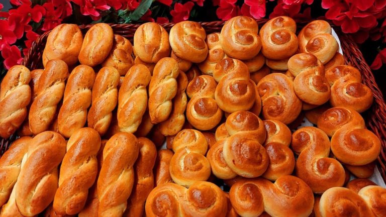 koulourakia-pasxalina-easter-cookies