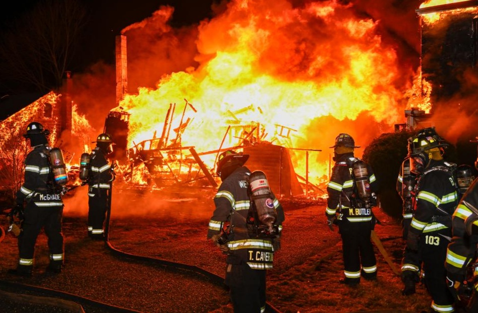 Long Island house fire leaves NY woman dead - hard and smart